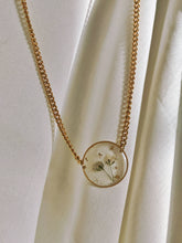 Load image into Gallery viewer, Baby&#39;s Breath Necklace - Golden
