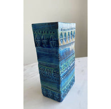 Load image into Gallery viewer, Bitossi Rimini-Blu glazed slab vase
