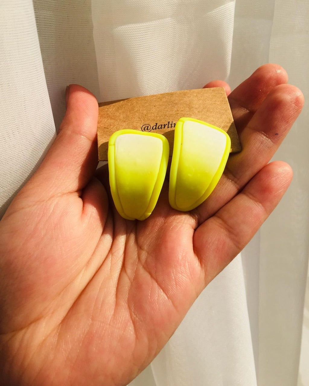 Gradient Studs (Yellow) | Earrings