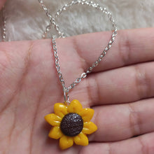 Load image into Gallery viewer, Handmade Sunflower Pendant Necklace
